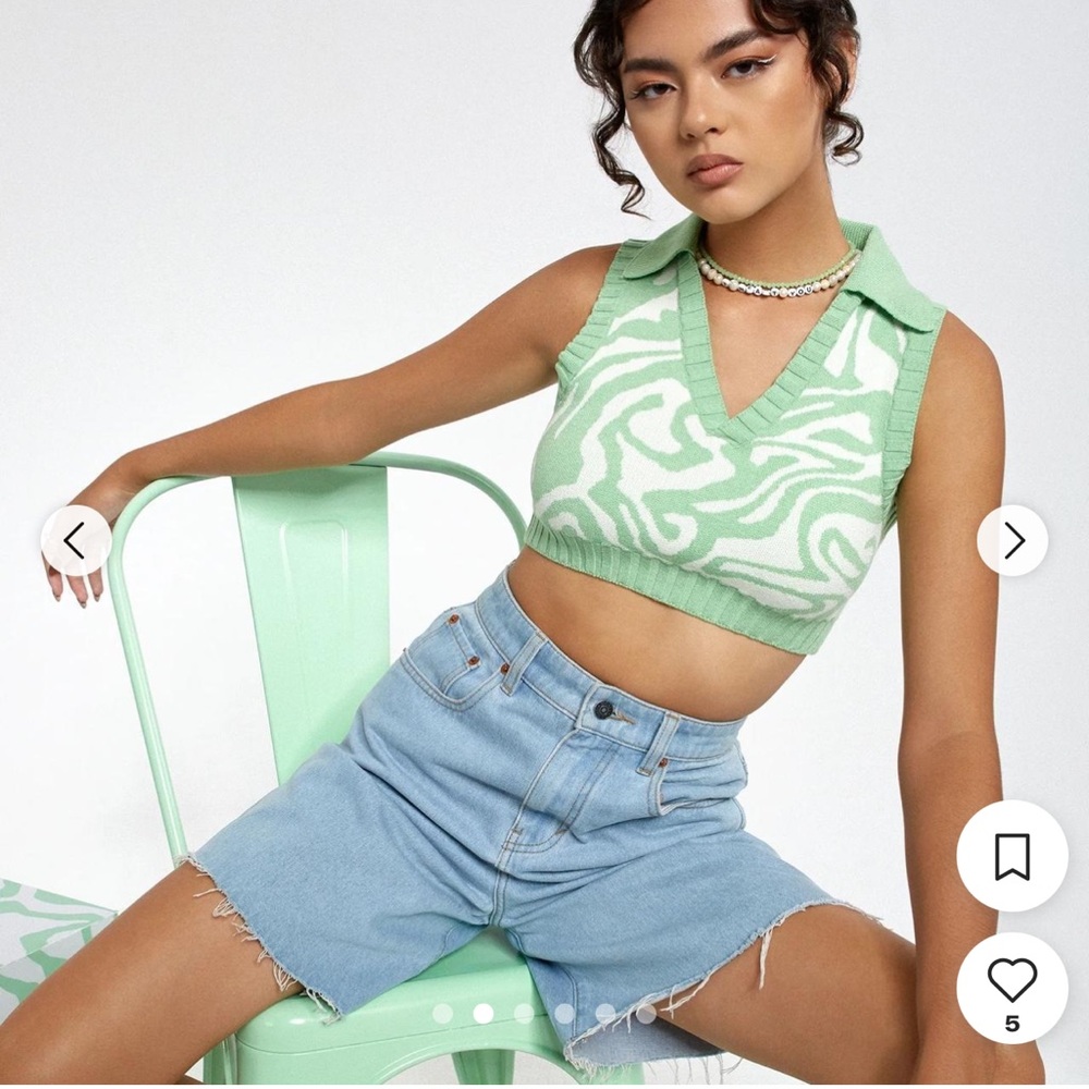 Motel Rocks Green and White Collared Crop Top
